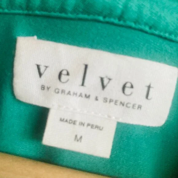 NWT $64 Velvet by Graham Spencer Adelise Knit Surplice Faux Wrap Fitted Top - Picture 6 of 14